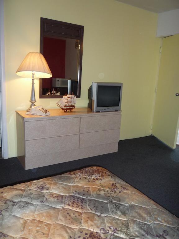 Carideon Motel North Wildwood Room photo